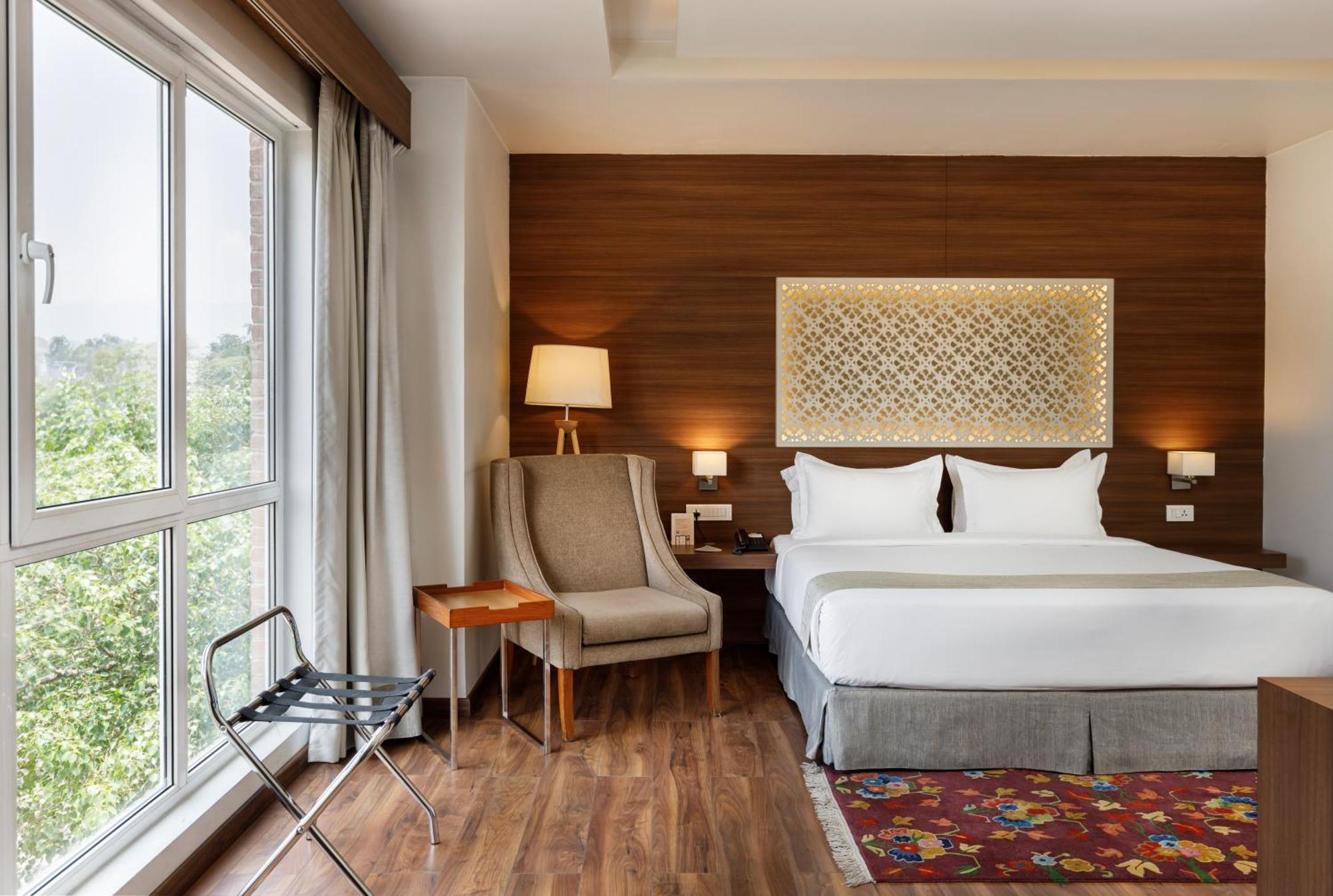 Hotel Ambassador By Ace Hotels Катманду Экстерьер фото