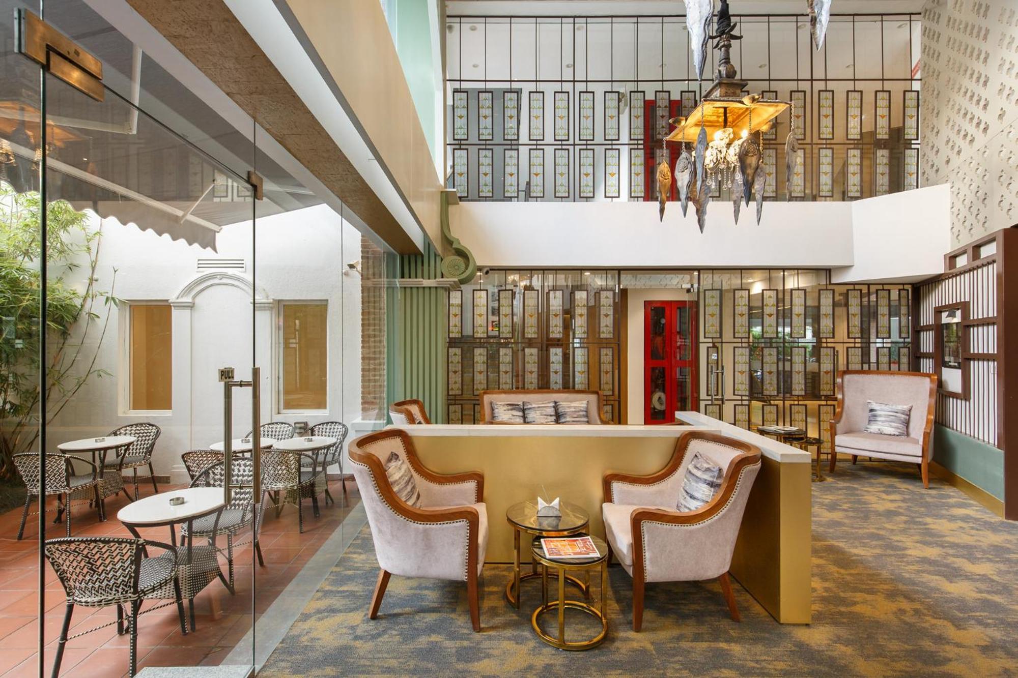 Hotel Ambassador By Ace Hotels Катманду Экстерьер фото