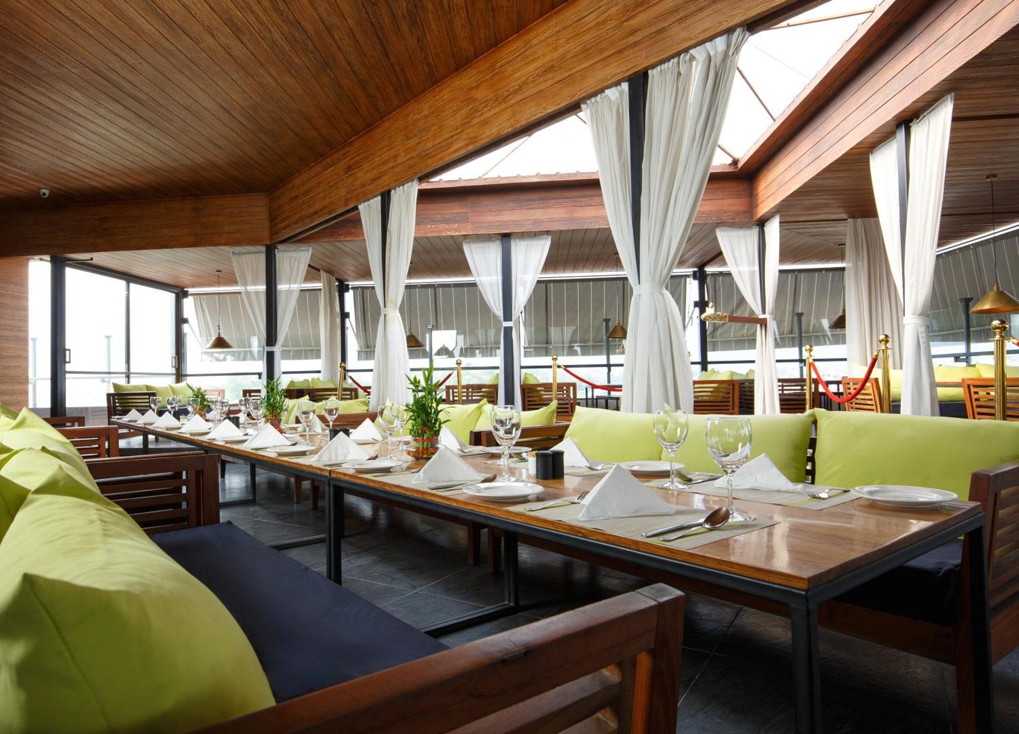 Hotel Ambassador By Ace Hotels Катманду Экстерьер фото