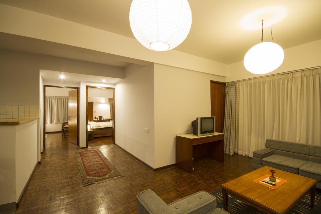 Hotel Ambassador By Ace Hotels Катманду Экстерьер фото