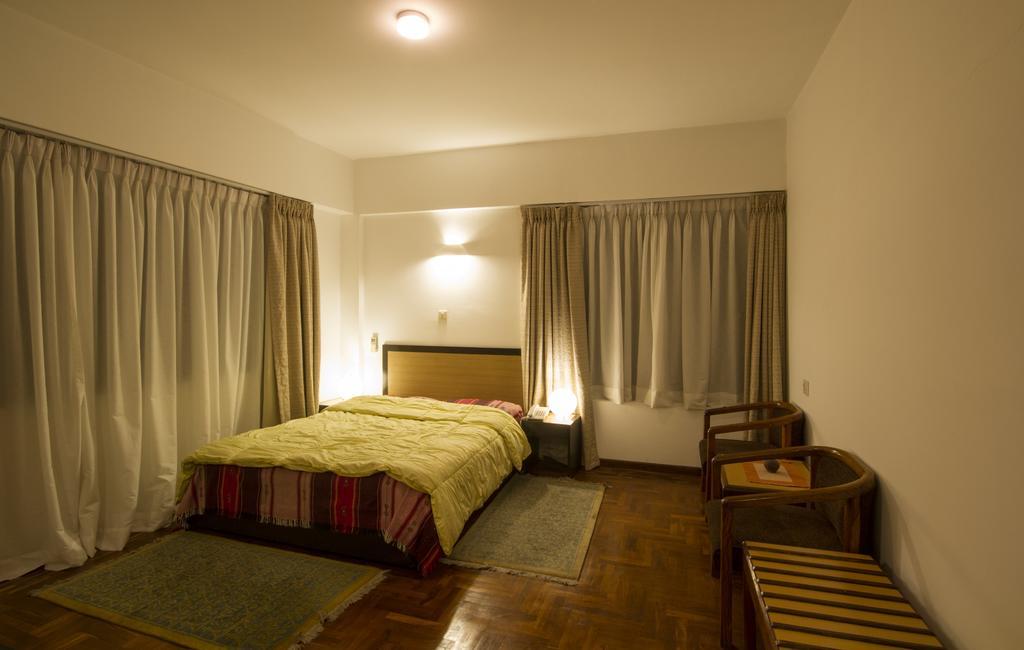Hotel Ambassador By Ace Hotels Катманду Экстерьер фото