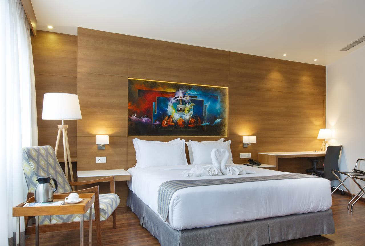 Hotel Ambassador By Ace Hotels Катманду Экстерьер фото